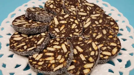 Rețeta secretă pentru cel mai gustos salam de biscuiți. Ce INGREDIENT special nu trebuie să lipsească