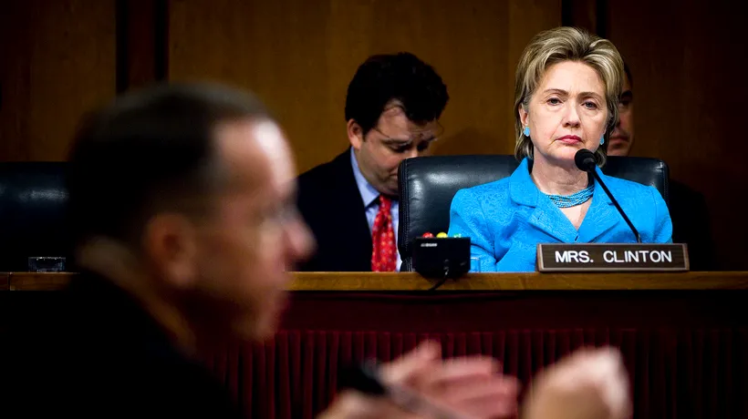 FBI confirmă că efectuează o anchetă cu privire la e-mailurile lui Hillary Clinton 