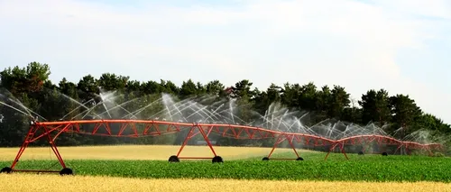 Fermierii pot lua fonduri europene nerambursabile de 25 milioane euro pentru investiții în irigații