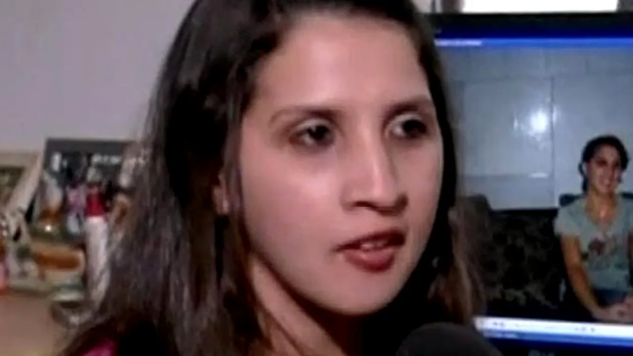 Medicii i-au schimbat viața unei tinere născute cu o malformație rară