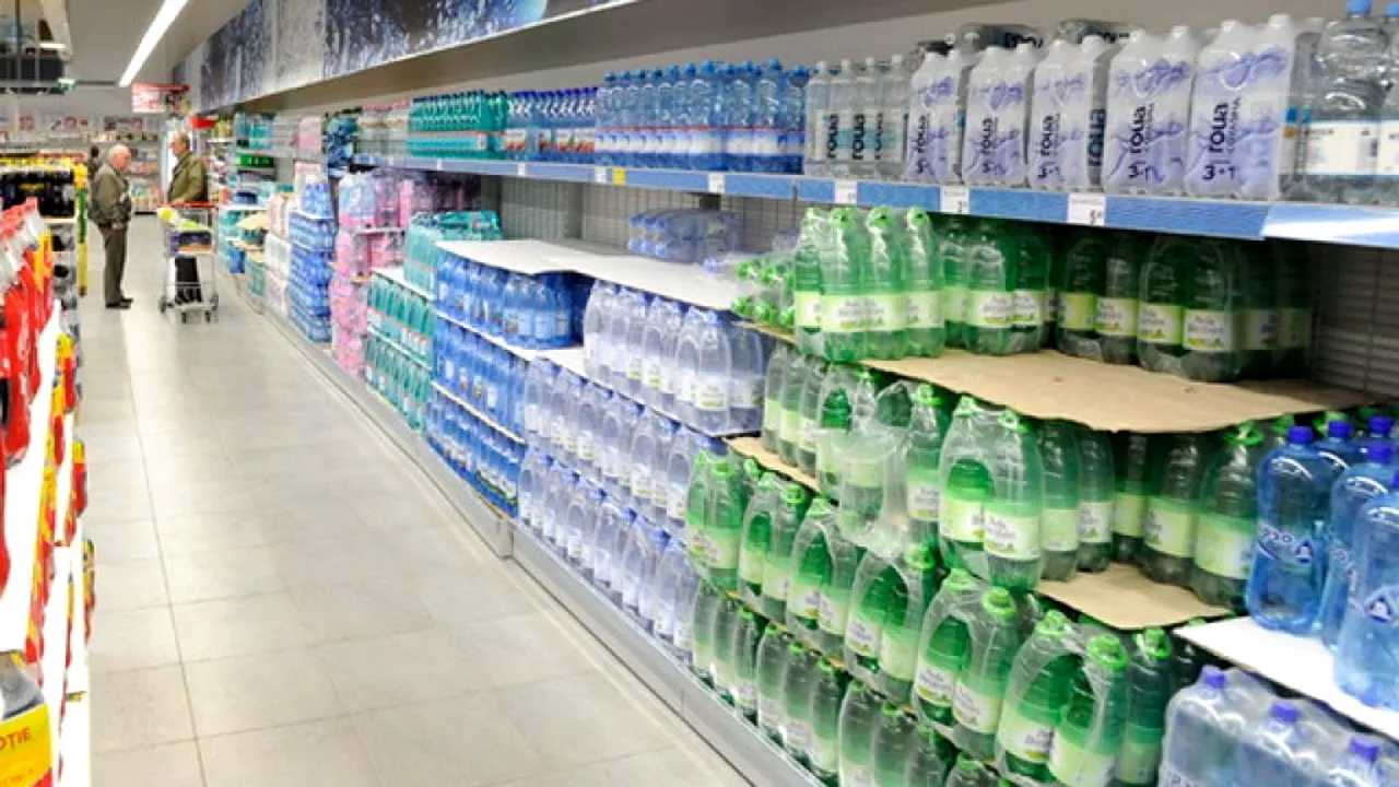 Românii vor plăti garanție pentru PET-uri la magazin! Cum își vor recupera banii. Anunțul făcut de Costel Alexe, ministrul Mediului. “O oportunitate istorică!”