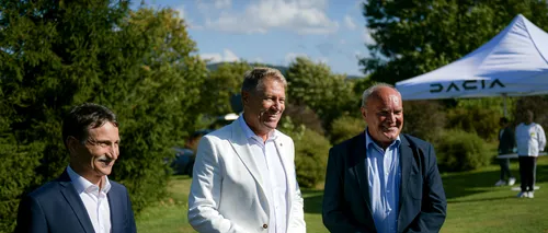 Klaus Iohannis le recomandă românilor să joace golf: „Se poate practica la orice vârstă”