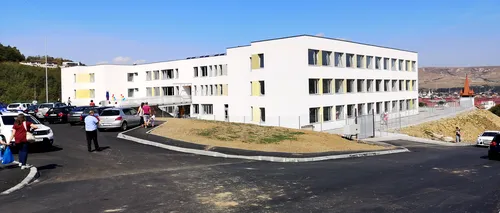 A fost inaugurată prima școală generală construită de la zero după 1990. Cum arată - GALERIE FOTO