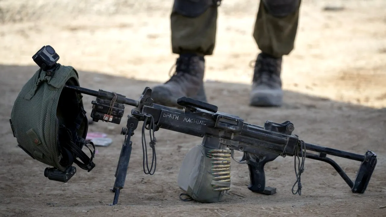 Regatul Unit oprește parțial livrările de ARME către Israel. Decizia BRITANICILOR nemulțumește Ierusalimul