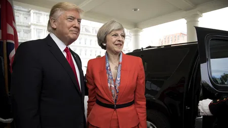 Donald Trump sare în apărarea Theresei May: 