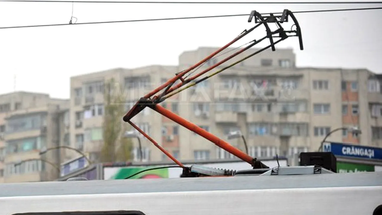 Jumătate din tramvaiele dintr-un mare municipiu nu sunt omologate. Firma de transport, amendată de Protecția Consumatorilor - FOTO