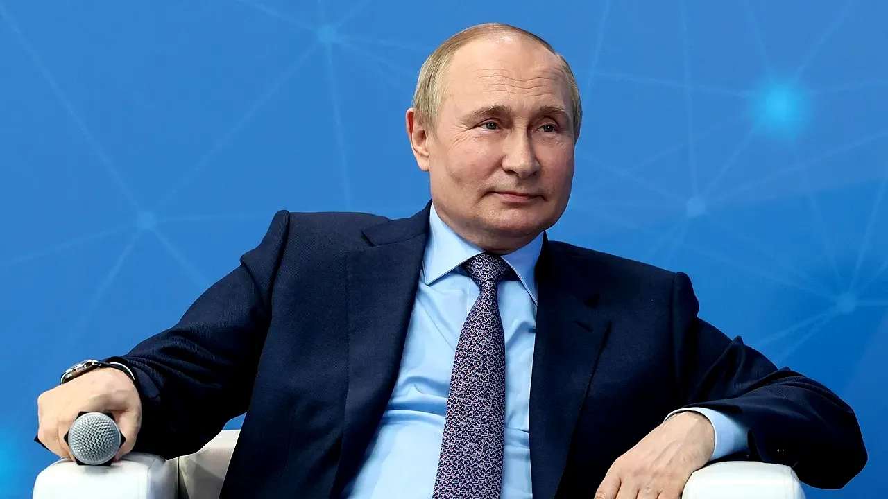 Putin a semnat un decret care permite naționalizarea firmelor care nu se pot apăra de atacurile Ucrainei. Ce companii sunt vizate