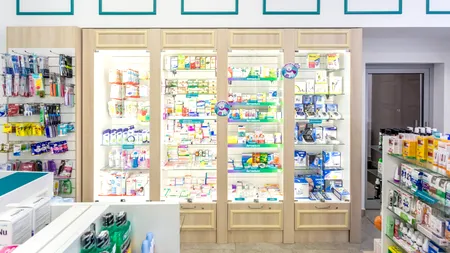 Majoritatea românilor n-au avut azi acces la medicamente. Activitatea farmaciilor, BLOCATĂ din cauza majorări prețurilor