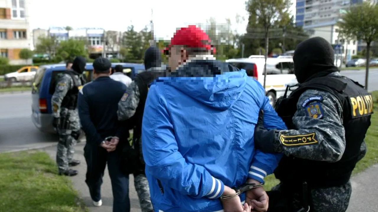 Hacker din Timișoara, trimis în judecată pentru SPARGEREA serverelor NASA, ale Pentagonului și Guvernului SUA