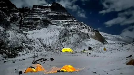 Două cutremure puternice în Nepal. Horia Colibășanu: „Cu toată situația COVID și posibilitatea replicilor mai puternice, cred că suntem mai în siguranță pe munte”