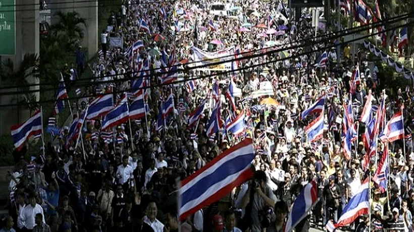 Manifestanți au pătruns fără să întâmpine rezistență în sediul Guvernului thailandez
