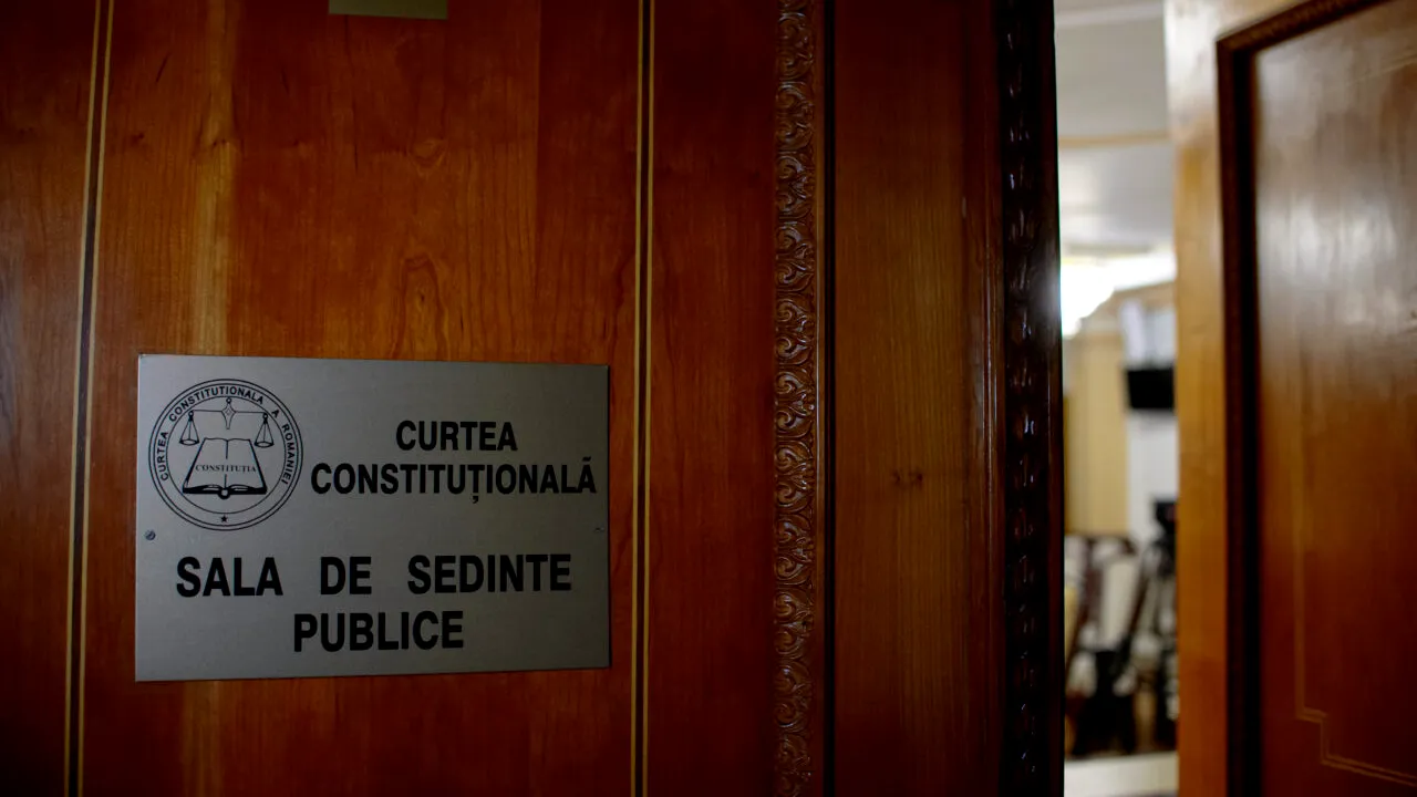 CCR: Petițiile și cererile referitoare la derularea alegerilor prezidențiale, înregistrate și urmează a fi examinate