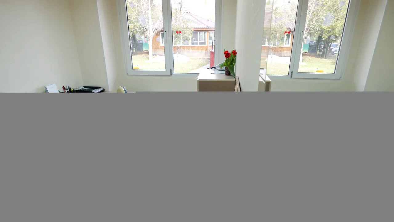 Ziua Internațională de Conștientizare a Autismului: Copilul cu autism nu privește mama în ochi, o 