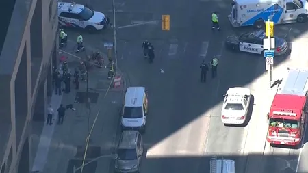 Atac la Toronto: Cel puțin 10 morți și 15 răniți după ce un șofer care a intrat cu o dubiță în mulțime cu peste 100 km/h. Atacatorul, arestat. Mesajul premierului Canadei. VIDEO