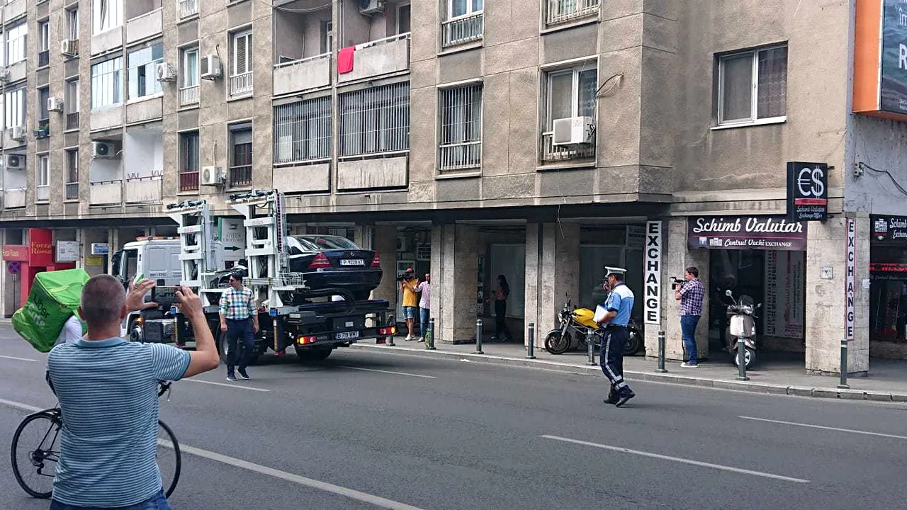Weber, despre ridicarea mașinilor din Capitală: Polițistul local nu este considerat agent constatator