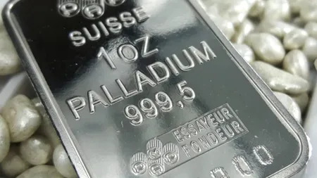 Prețul la platină, la cel mai ridicat nivel din ultimii șase ani! Cât costă cel mai prețios metal din lume