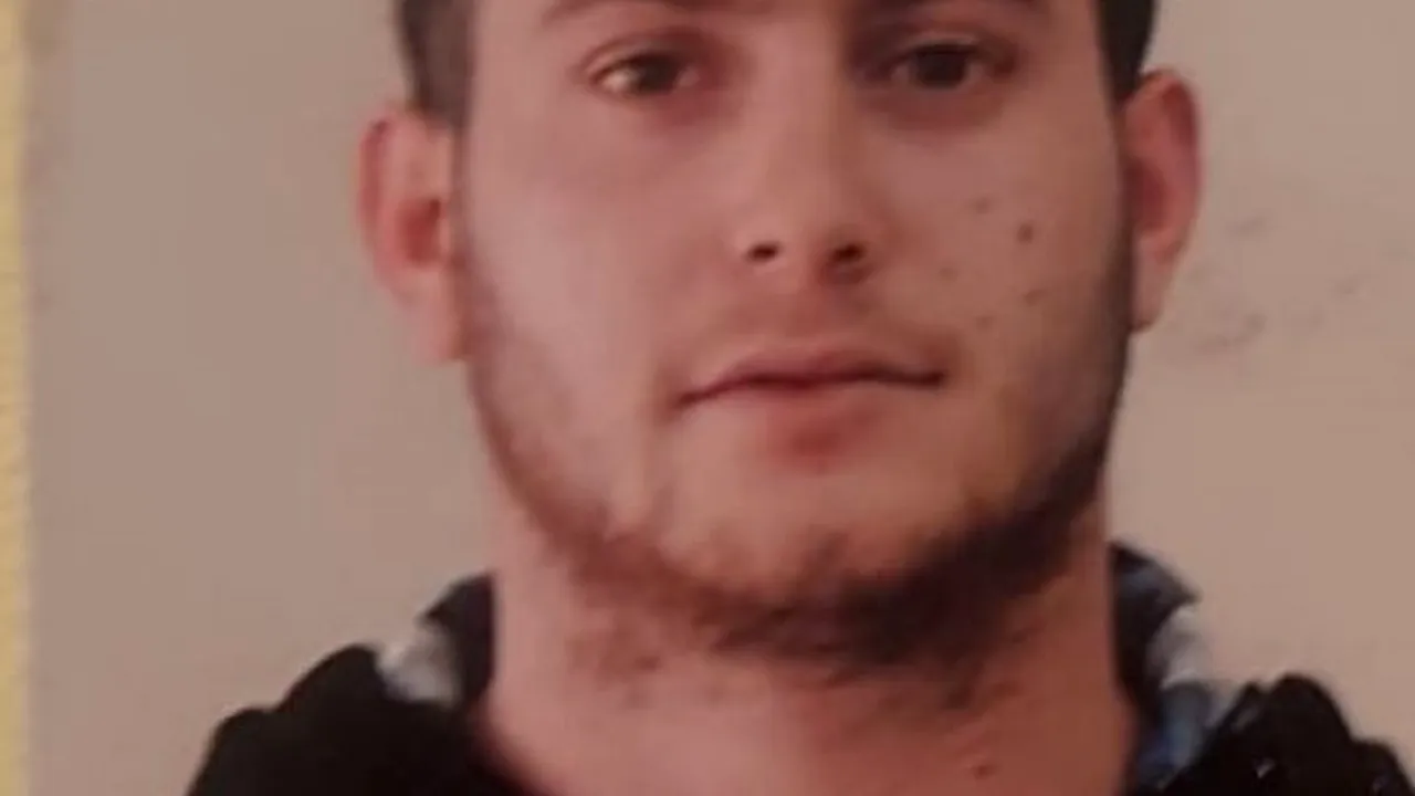 AUDIO | Strigătul disperat al românului care susține că a fost arestat pe nedrept în India: Vreau doar să am un proces corect. Nici măcar nu îmi dau voie să am translator / Mama lui Alex: Nu are voie să facă vreo plângere pentru că polițiștii indieni îl torturează. De 3 ani trăiește un adevărat calvar