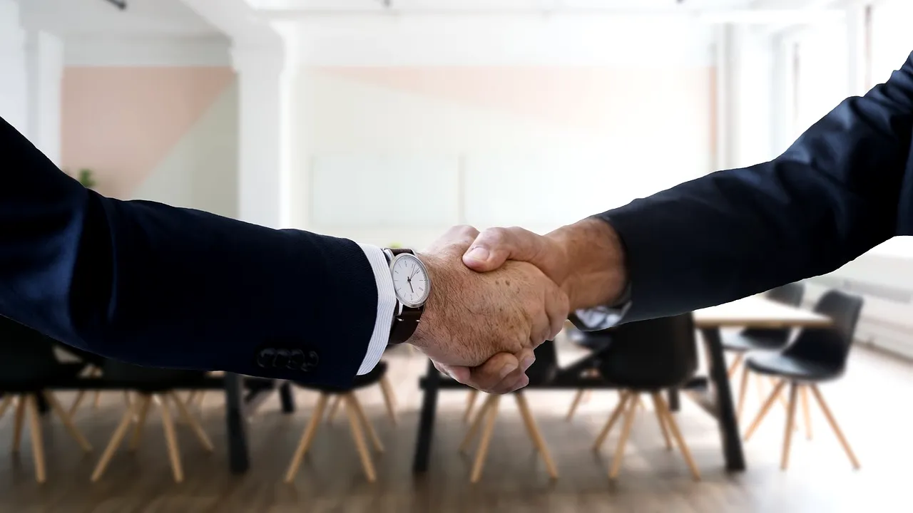 Euromedia angajează director economic