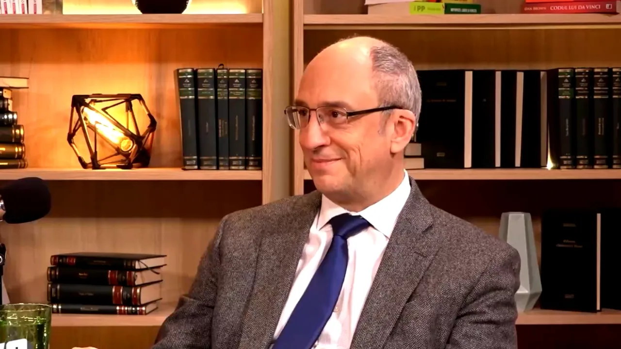 VIDEO | ”Doctorul de inimi”, prof. Dragoș Vinereanu, invitat la podcastul ALTCEVA cu Adrian Artene: ”Dumnezeu este în inimile noastre”