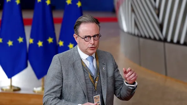 În contextul crizei petrolului, prim-ministrul Belgiei cere normalizarea relațiilor cu Rusia pentru ca Europa să aibă acces al energie ieftină