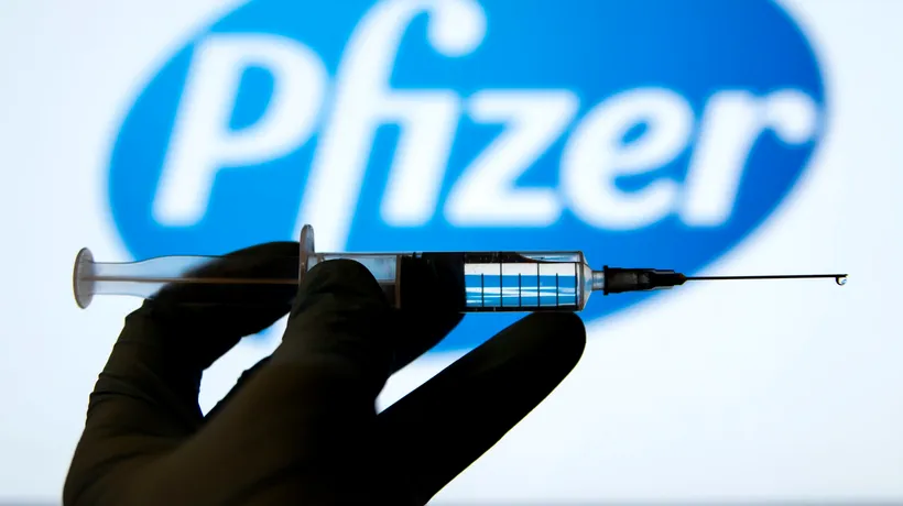 Directorul executiv al Pfizer: A treia doză de vaccin ar trebui administrată în termen de 12 luni