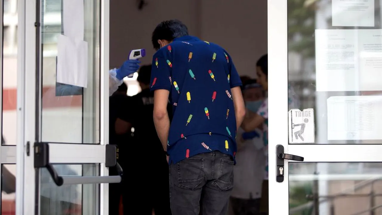 Un candidat la primărie este acuzat de părinți și elevi că a mers în școală pentru ”propagandă electorală”. Elev: „Domnul director ne-a îndemnat să îl votăm” (DECLARAȚII EXCLUSIVE)