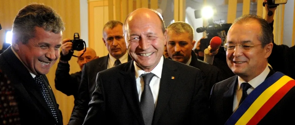 Boc: Băsescu este liderul de facto al dreptei din România