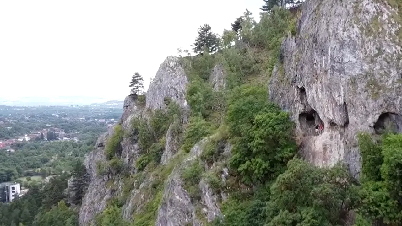 Locul din România care este un adevărat PARADIS turistic, dar e puţin cunoscut de oameni. Nimeni nu l-a explorat până acum în totalitate