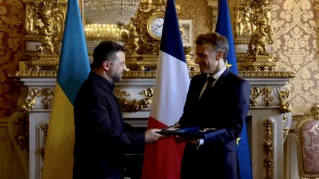 Zelenski îi oferă lui Macron „Ordinul Libertății