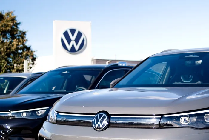 Criză la Volkswagen. Grupul auto a înregistrat pierderi de 5,9 miliarde de euro, într-un singur trimestru. Planul de restructurare prevede 100.000 de concedieri