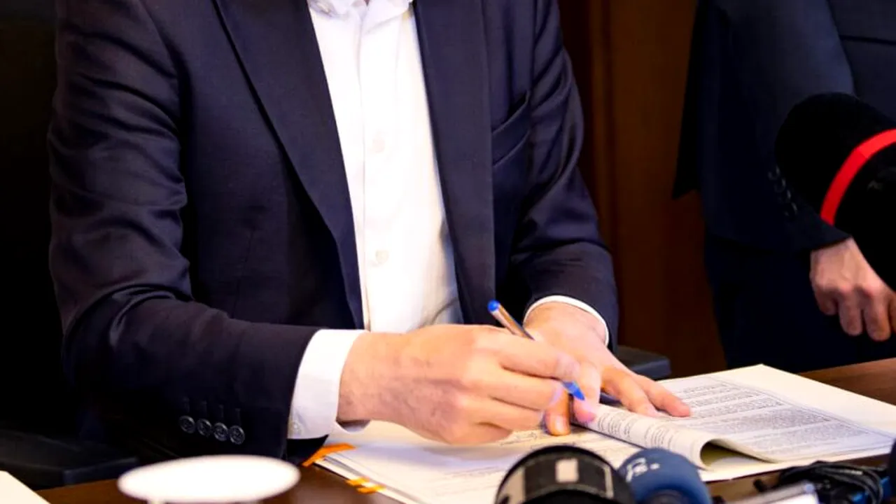 Nicușor Dan, întrebat dacă s-a gândit să-și dea demisia după moartea Anei Oroș: „Am un mandat și încerc să mă țin de el”