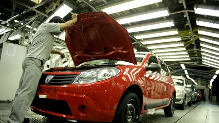 90 de tineri au făcut trei luni de practică la Renault România. Ce SALARII ar putea primi dacă vor fi angajați