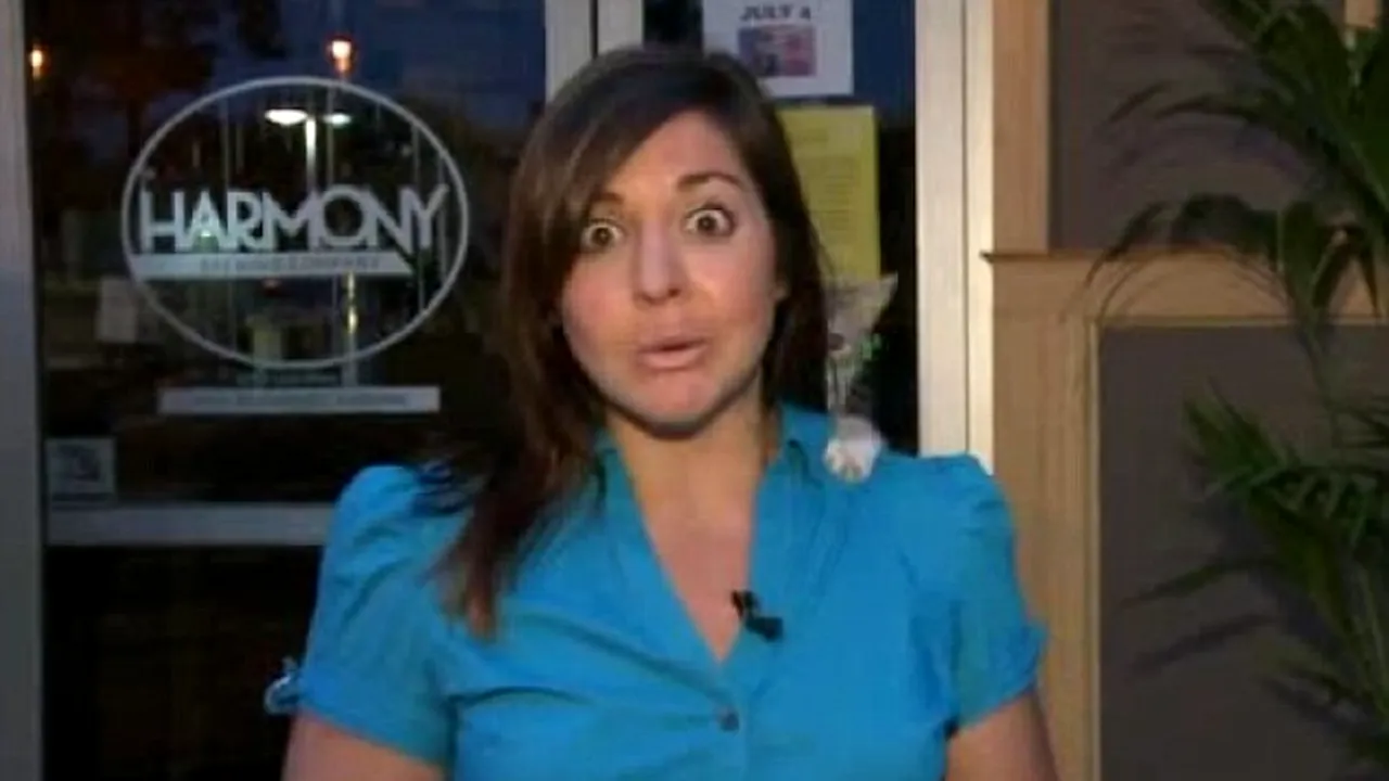 VIDEO. Moment amuzant cu o pisică în timpul unei transmisiuni live