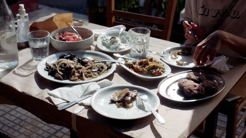 Produsul pe care să nu-l comanzi NICIODATĂ în restaurantele din Grecia. Este o mare lipsă de respect