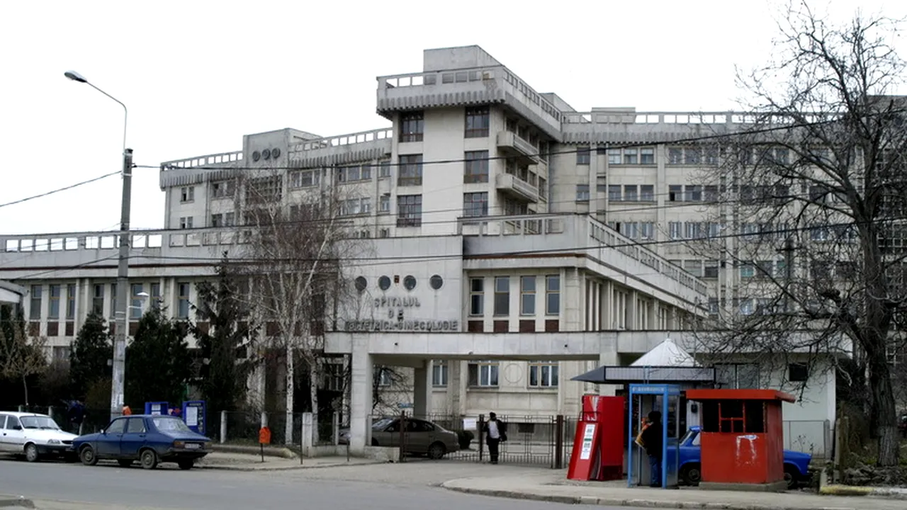 Ce decizie a luat șeful Maternității Ploiești, în urma scandalului privind femeia care a născut în taxi