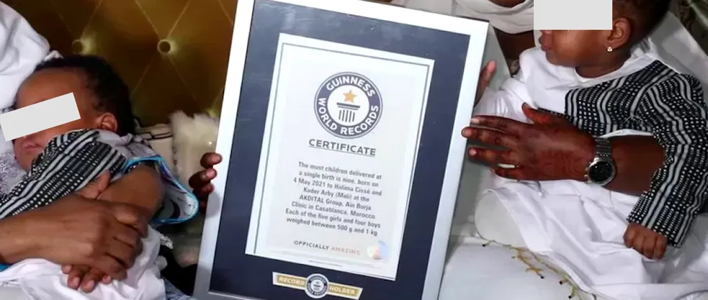 O tânără mămică a stabilit un record mondial după ce a născut 9 copii în același timp