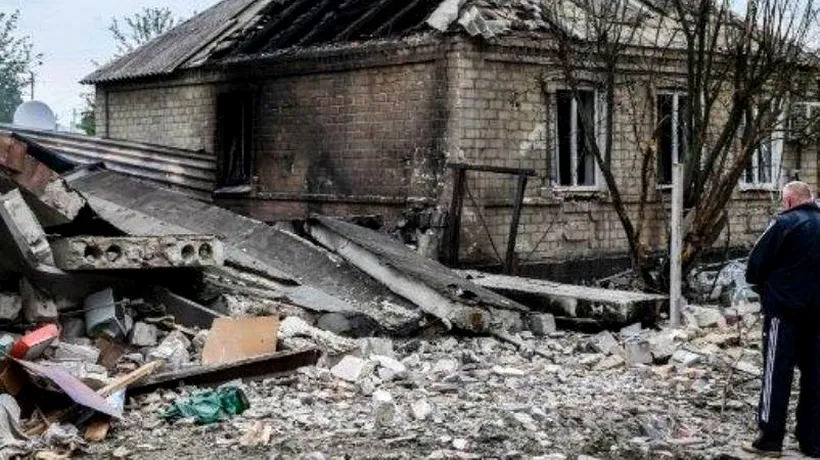 Petro Poroșenko: Tancuri rusești au atacat orașul Novosvitlivka, distrugând toate casele