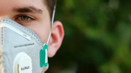 Directorul Centrului de Supraveghere şi Control al Bolilor Transmisibile, despre purtarea măştii de protecţie în toate zonele: Din punct de vedere epidemiologic, mi se pare o măsură care ar trebui reluată