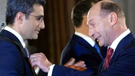 Băsescu sau Turcescu. Unul singur spune adevărul