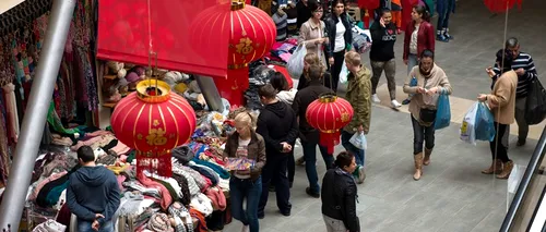 Un cetățean chinez cu magazin în Dragonul Roșu a încercat să mituiască doi inspectori de la „DNA-ul Fiscului