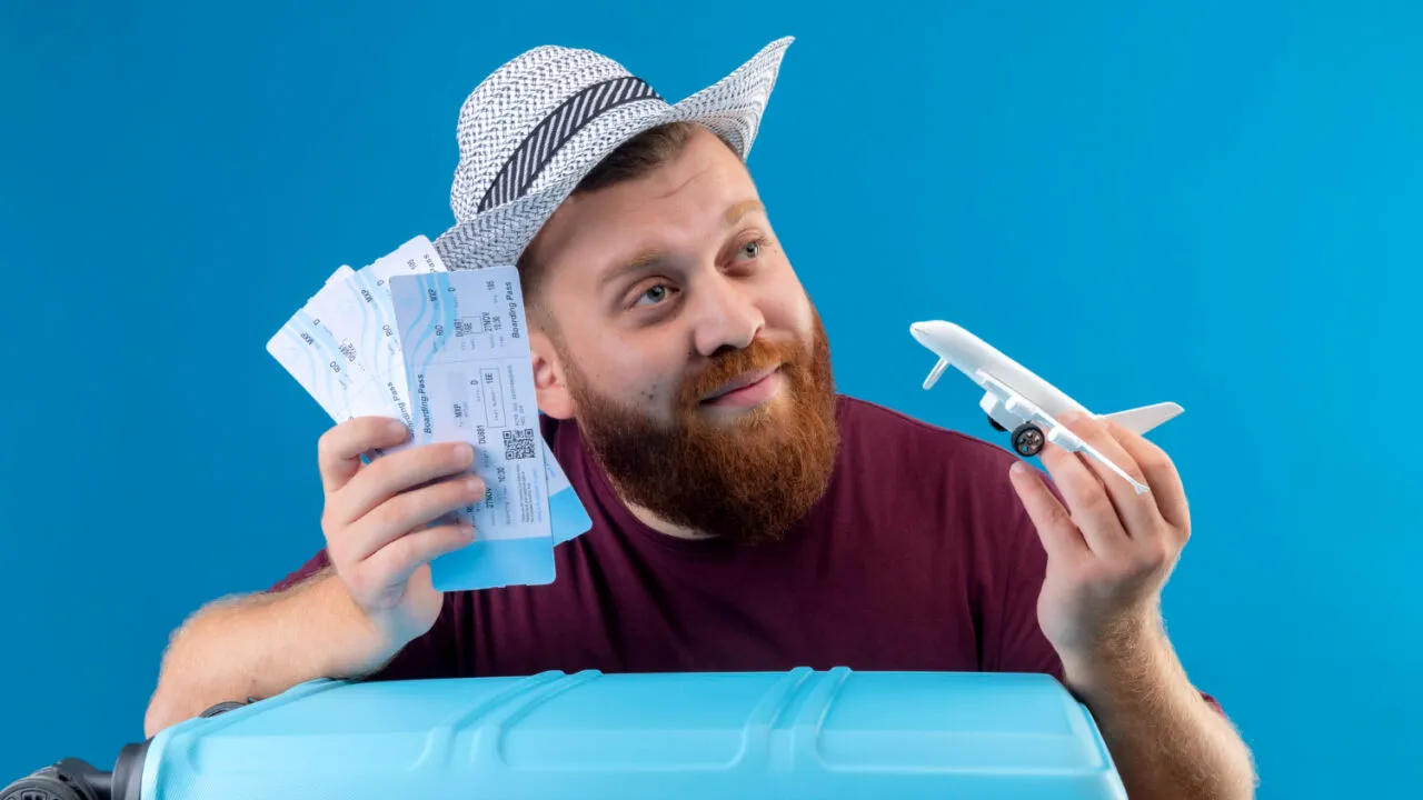 Când e ziua în care biletele de avion sunt la cel mai mic preț. Mitul cu „marțea ieftină” a căzut. De ce e important momentul rezervării