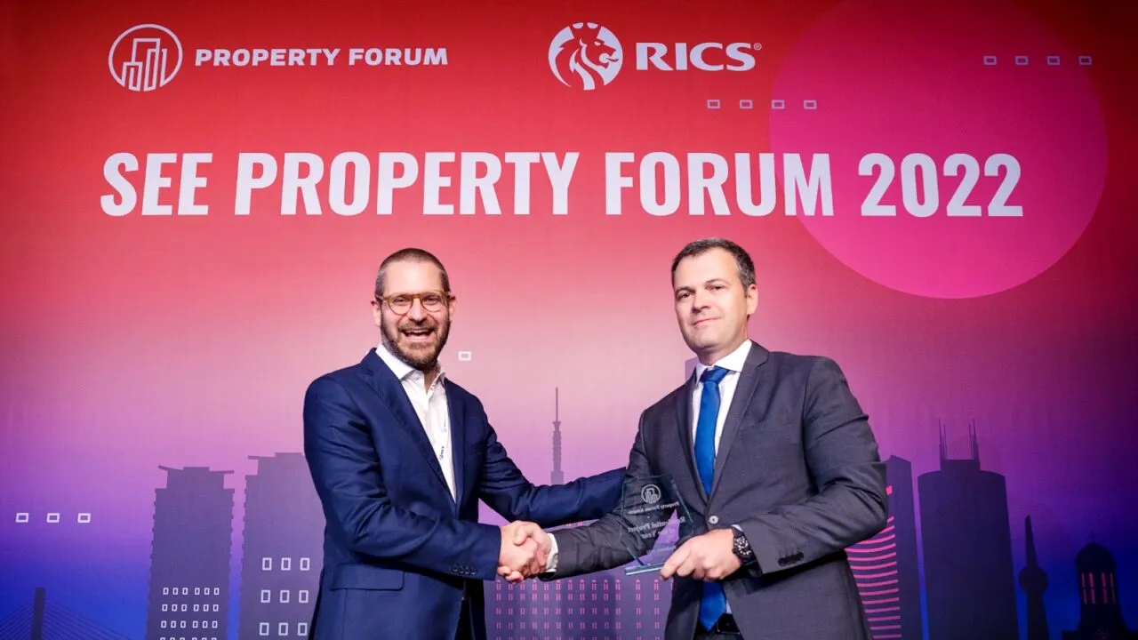 Stejarii Collection a fost premiat la gala SEE Property Forum Award Ceremony pentru categoria „Proiectul rezidențial al anului”