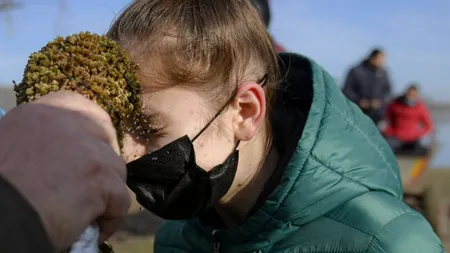 Prefectul de Botoșani, despre incidența cazurilor COVID-19 în județ: Mai multe persoane s-au infectat din cauza slujbei de Bobotează