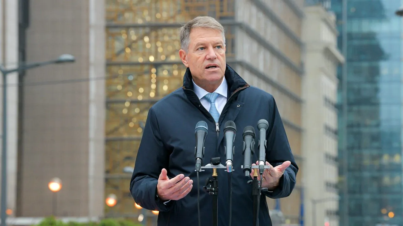 Prima reacţie a președintelui Klaus Iohannis după ce premierul Ciucă a fost acuzat că ar fi plagiat teza de doctorat