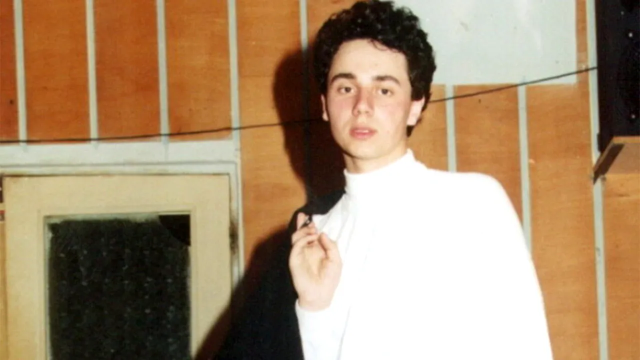 Ce job a avut Cătălin MĂRUȚĂ, înainte să devină celebru. Muncea „la negru”