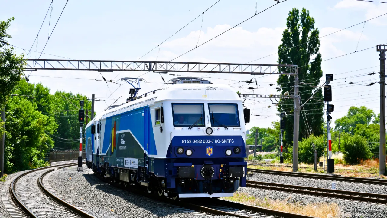 ANI a anunță că în declarațiile de avere pe 2025 se regăsesc tractoare Ferrari și Lamborghini, mașini de epocă și o locomotivă