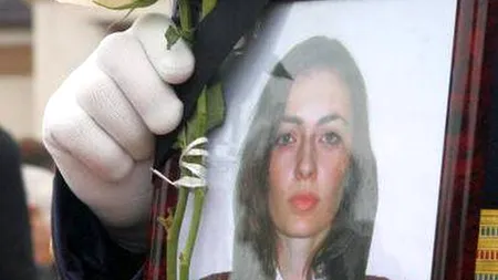 Familia Aurei Ion a ridicat un monument funerar în Cimitirul Ghencea