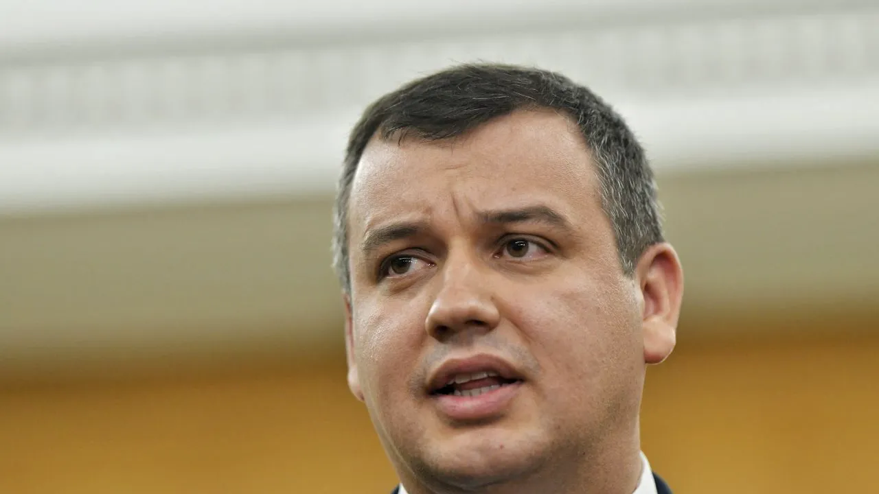 Eugen Tomac: ”Spitalele de astăzi, în loc să te facă mai bine, accelerează calea spre cimitir”
