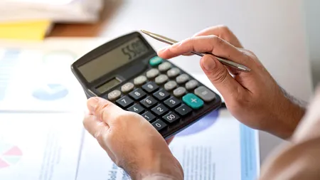 Peste 350.000 de salariați contribuie din nou la pensia lor din PILONUL 2, după eliminarea excepțiilor fiscale. Cât a virat Casa de Pensii fondurilor