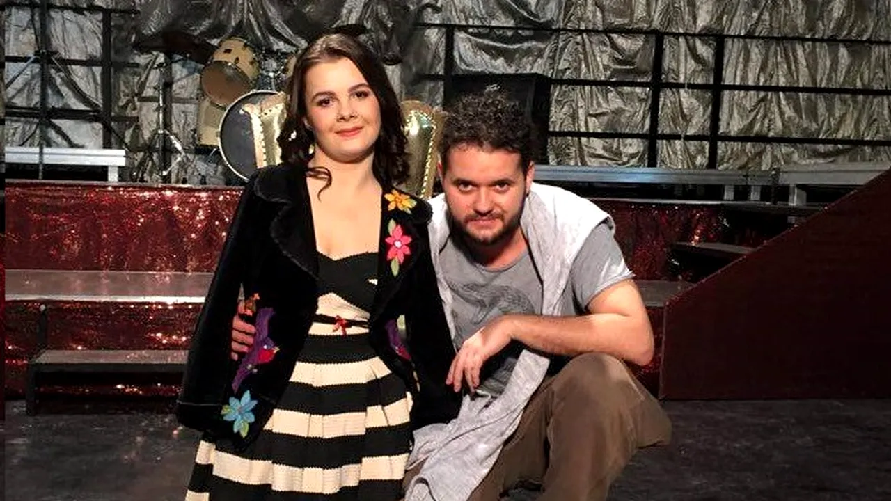 Lecția de viață a lui Lorelai, fetița fără mâini care trăiește fiecare zi ca pe un miracol. 